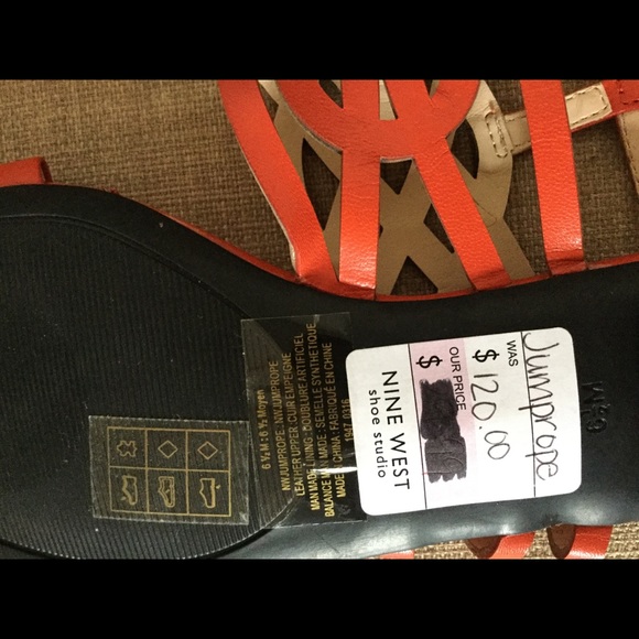 Nine West sandals - Picture 3 of 6